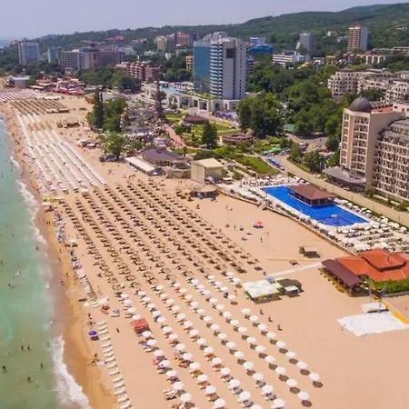 Apartment - Beachfront - Zlatna Kotva A60 Golden Sands